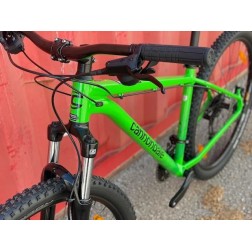 Cannondale Trail 7 - 9-Speed Mountain Bike