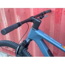 Focus Raven 8.7 - Carbon Bike, RockShox Suspension